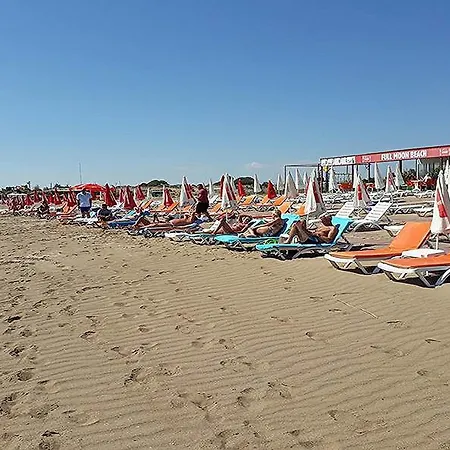 Апарт-готель Catty Cats Garden