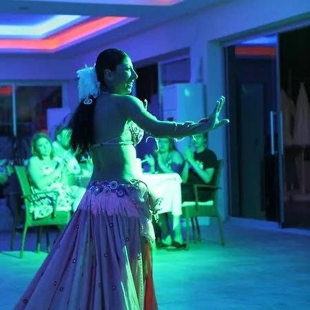 Catty Cats Garden 3* シダ