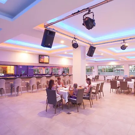 Catty Cats Garden アパートホテル