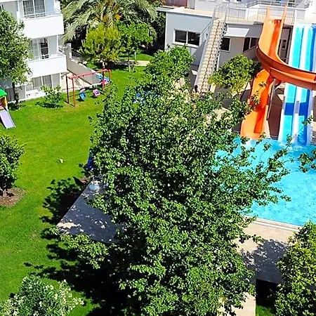 Lejlighedshotel Catty Cats Garden Side