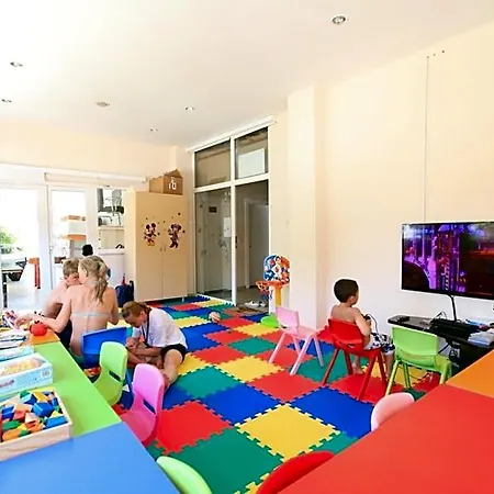 Lejlighedshotel Catty Cats Garden 3*