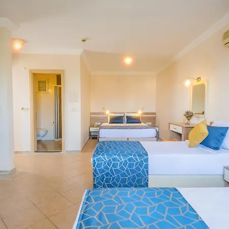 Catty Cats Garden شقة فندقية 3*