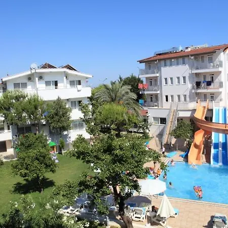 شقة فندقية Catty Cats Garden 3*