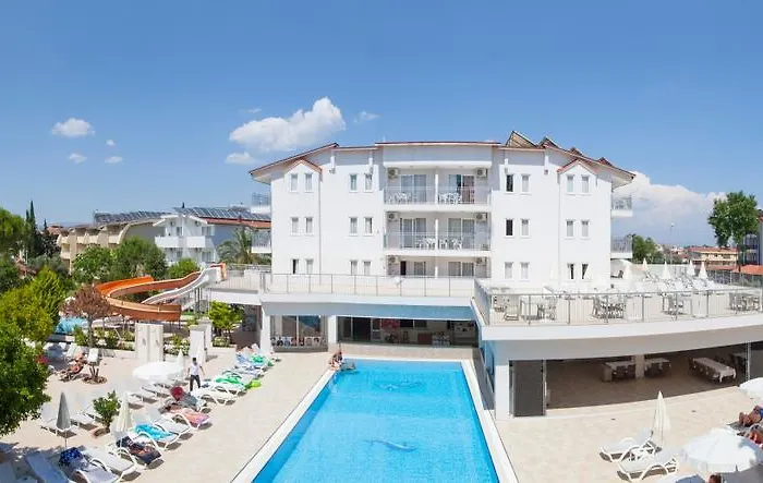 凯蒂猫花园公寓式酒店 3*