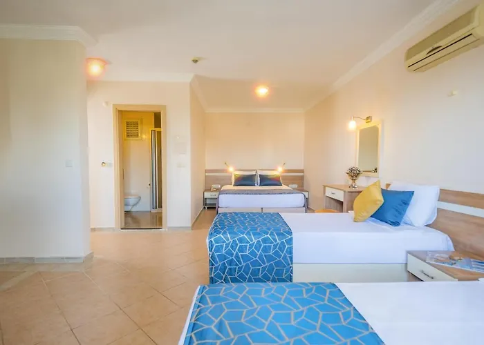 Catty Cats Garden Apart-hotel 3*