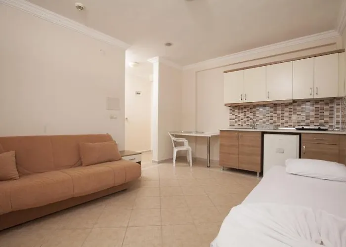 Apart-hotel Catty Cats Garden 3*